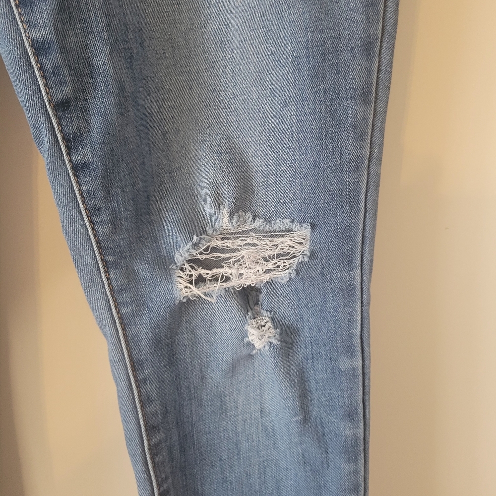 Old Navy Pop Icon Skinny Jeans - Picture 5 of 8
